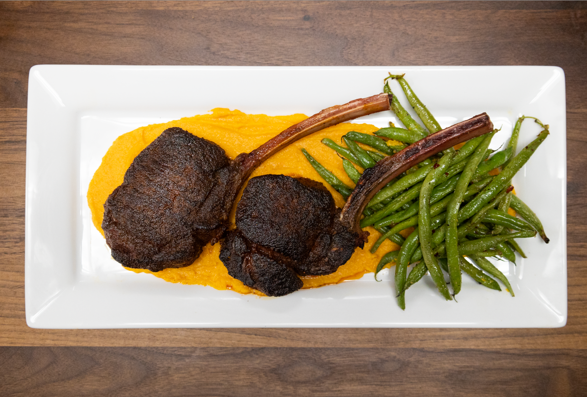 Elk Tomahawk Mossy Oak Gamekeeper Butchery